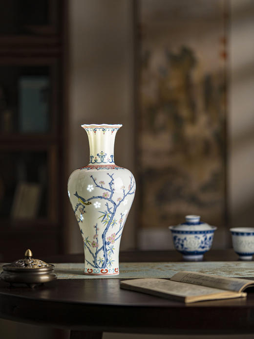 富玉景德镇陶瓷花瓶中式粉彩玲珑客厅插花高档家居摆件梅雀报喜凤尾瓶 商品图0