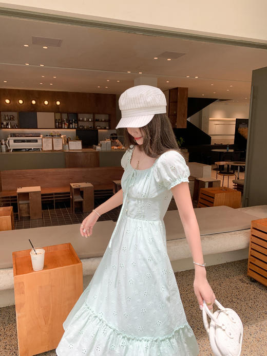 【折后再享2件88折】现货秒杀！微信打折价！绿色镂空花朵连衣裙 日常229.99 立减100 秒杀129.99！ 商品图7