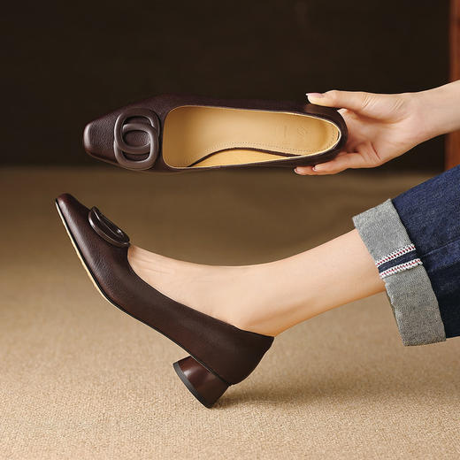 【预售5天】软羊皮软底不累脚法式单鞋女夏新款配裙子真皮棕色透气中跟鞋LG&2531-1323 商品图4