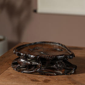 清	红木透雕荷叶纹器座