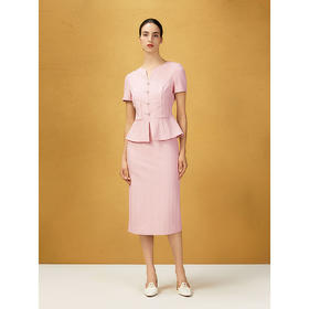 2楼歌中歌连衣裙吊牌价7990