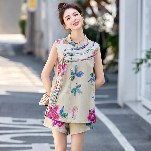 2025夏高级感时尚减龄短裤两件套CZJ8796 商品图1