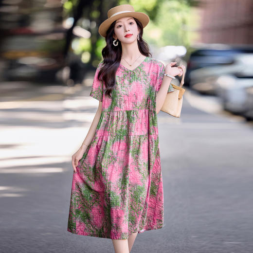 气质V领收腰显瘦，洋气减龄时尚碎花裙子HR-NYMYZ5108 商品图0