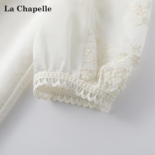 天猫同步【莱赛尔+重工刺绣】拉夏贝尔/La Chapelle花边圆领绣花短袖小衫上衣衬衫2025年新款 商品图4