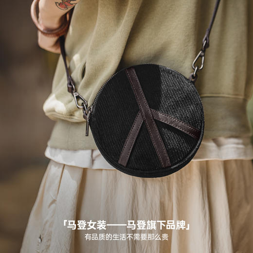 马登黑色灯芯绒斜挎小型圆包超轻便迷你精致复古随身单肩包包女士 商品图4