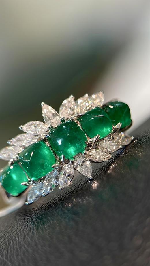 1.9ct糖塔祖母绿戒指 商品图1