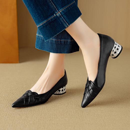 【预售5天】真皮尖头编织透气单鞋，超软羊皮粗跟中跟气质百搭高跟鞋DB&M6528 商品图3