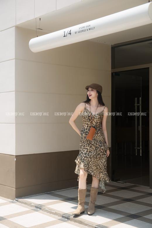 【门店同款】ENJOY秋季“浮光织影”奶豹甜心吊带裙 164293129 商品图2