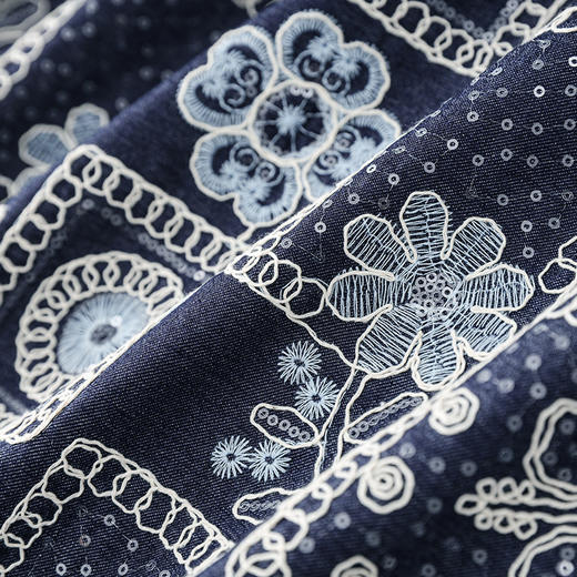 「高货wl」全新升级【铂金会员330/天猫439/差价109】(94435)洛诗琳法式重工亮片刺绣连衣裙2025夏季修身时尚牛仔裙女 商品图3