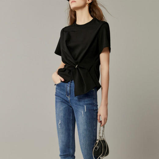 【断码清仓，无退换】三色设计感！不规则气质收腰T恤女小众短袖上衣！ 商品图2