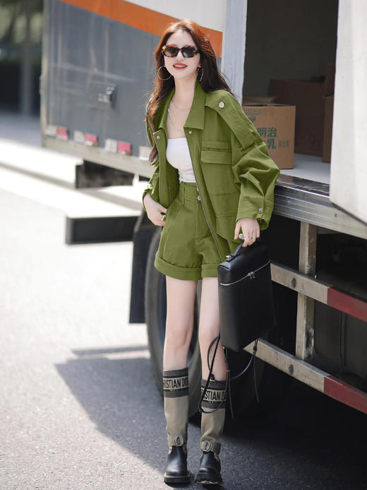 会员福利【明星私服】拉夏贝尔/La Chapelle翻领后背印花大口袋工装长袖外套女新款秋季 商品图4