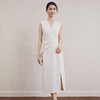 「自」全新升级【铂金会员404/天猫539/差价135】(01316)洛诗琳简约知性无袖连衣裙2025夏季V领收腰显瘦开叉裙女 商品缩略图2