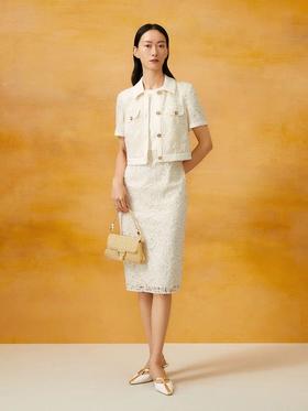 2楼歌中歌外套吊牌价4590