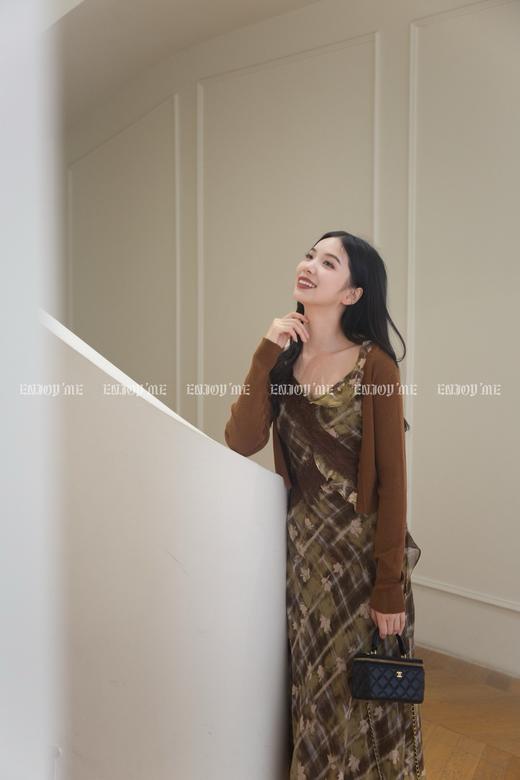 【门店同款】ENJOY秋季“谧色花颂”软糯针织开衫 164344862 商品图1