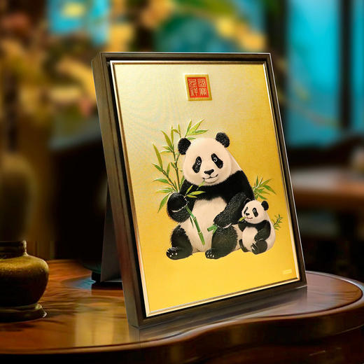 《国宝呈样》熊猫系列金丝绣摆件 大师创作设计 商品图3