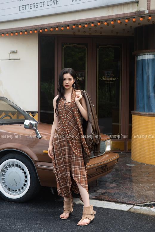 【门店同款】ENJOY秋季“光阴序语”格纹吊带裙 164544979 商品图0