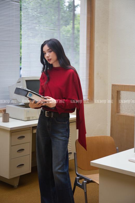 【门店同款】ENJOY秋季黑标披肩围巾针织上衣 164550720 商品图1