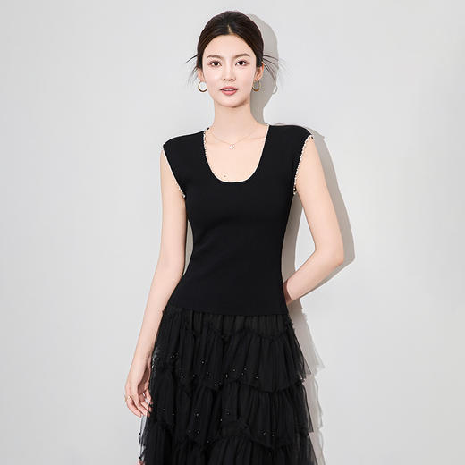 「高货wl」全新升级【铂金会员183/天猫249/差价66】(20247)洛诗琳法式温柔气质U领上衣2025夏季珍珠修身短款针织T恤 商品图3