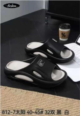 洞洞鞋/拖鞋系列 男女同款拖鞋 拉布布/大眼睛款女生舒适透气时尚简约可爱包头凉鞋 商品图2