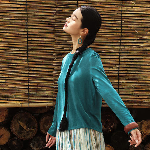 绽放女装511朵/【大山的褶皱】日本进口高支棉圆领长袖T恤打底衫 商品图1