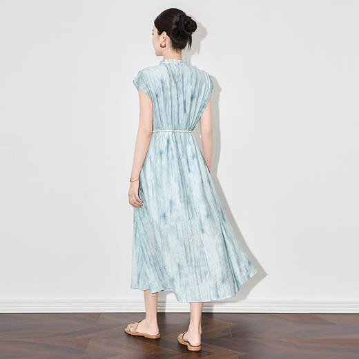 「高货wl」全新升级【铂金会员358/天猫479/差价121】(94905)洛诗琳典雅精致水墨提花连衣裙2025夏季天丝度假风长裙女 商品图2