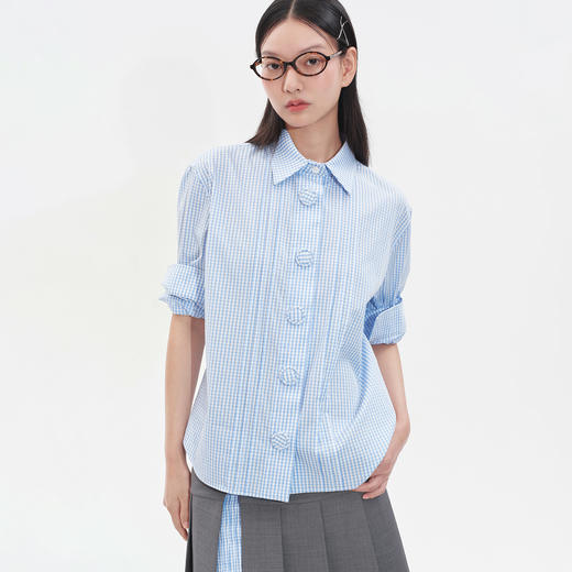 HERLIAN2025年秋季新品女士蓝白格纹衬衫包扣装饰上衣 商品图3