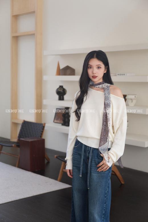 【门店同款】ENJOY秋季“城市与旷野”丝巾斜肩针织 164494191 商品图0