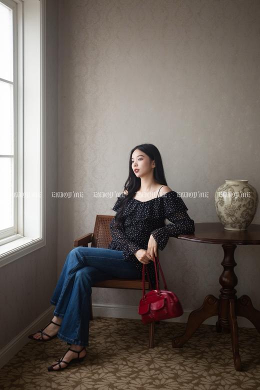 【门店同款】ENJOY秋季“谧色花颂”一字肩波点上衣 164344125 商品图3