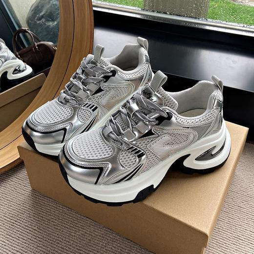 【鞋柜  达F妮旗下网面内增高老爹鞋】透气科技 双脚自由呼吸 创新透气网面材质 复古拼色设计 商品图2