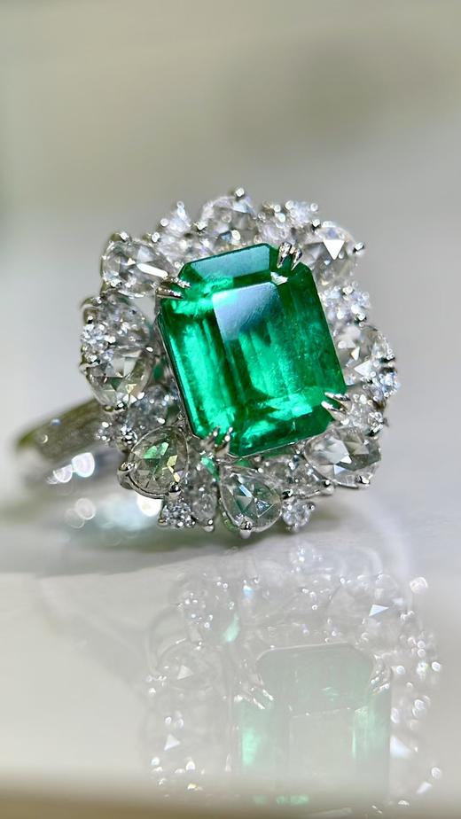 3.4ct祖母绿戒指 商品图0