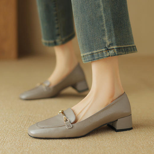 【预售5天】英伦风软皮乐福鞋，法式粗跟方头浅口单鞋中跟小皮鞋SSS&S5310-1 商品图0