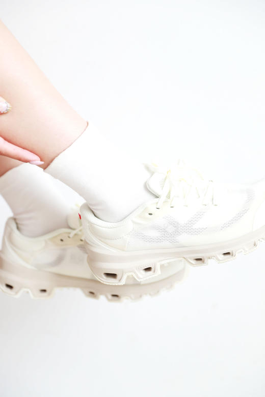 九色齐发，限定联名版本。大肠软底户外轻量马拉松跑步鞋C080188 商品图11