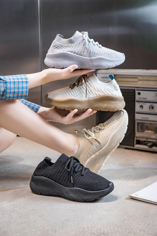 【ETHAL 情侣款一脚蹬漫步鞋】男女同款，35-44，减压缓震回弹好，暴走无压力久穿不变形，轻软透气不闷汗F8858 商品图4