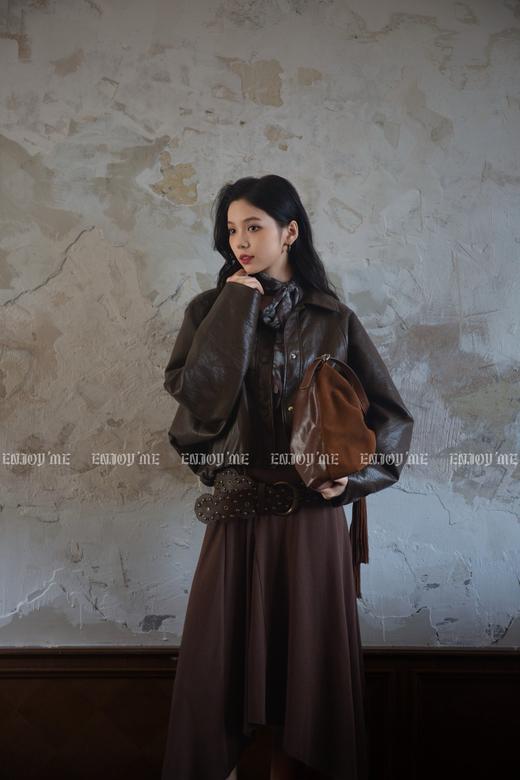 【门店同款】ENJOY秋季“光阴序语”蝙蝠袖翻领皮衣 164249937 商品图9