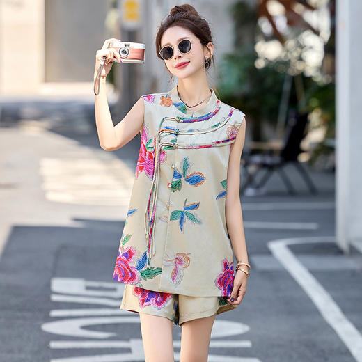 2025夏高级感时尚减龄短裤两件套CZJ8796 商品图2