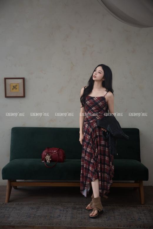 【门店同款】ENJOY秋季“浮光织影”复古格纹吊带裙 164344088 商品图0