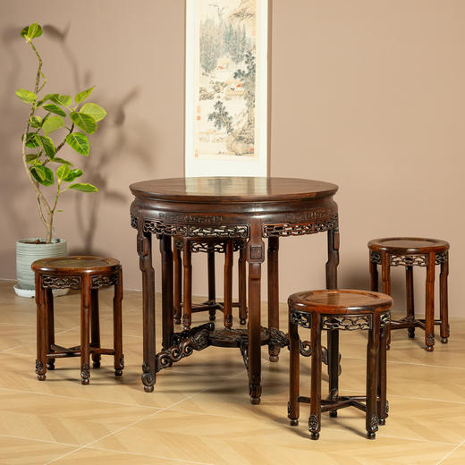 清	红木透雕绳纹圆桌圆凳成套（一桌四凳） 商品图1
