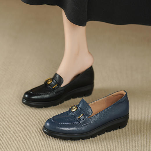 OLD583-19复古坡跟单鞋女2025春秋新款真皮圆头软底奶奶鞋低跟鞋舒适乐福鞋 商品图0