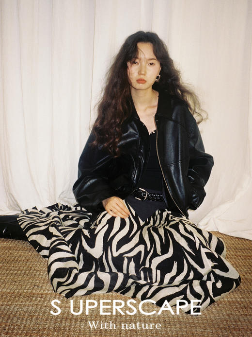 【8/6新品】素舶撞色搭片斑马纹印花不规则量感A型下摆长半裙 商品图4