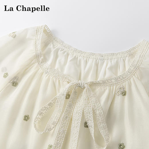 会员福利【精美刺绣~高品质】拉夏贝尔/La Chapelle蕾丝系带流苏抽绳刺绣七分袖收腰褶皱连衣裙 商品图4