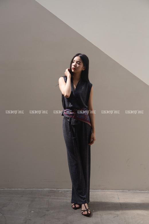 【门店同款】ENJOY秋季“城市与旷野”慵懒风无袖针织 164543976 商品图3