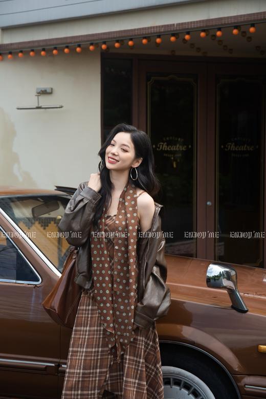 【门店同款】ENJOY秋季“光阴序语”翻领拉链皮衣 164249881 商品图1