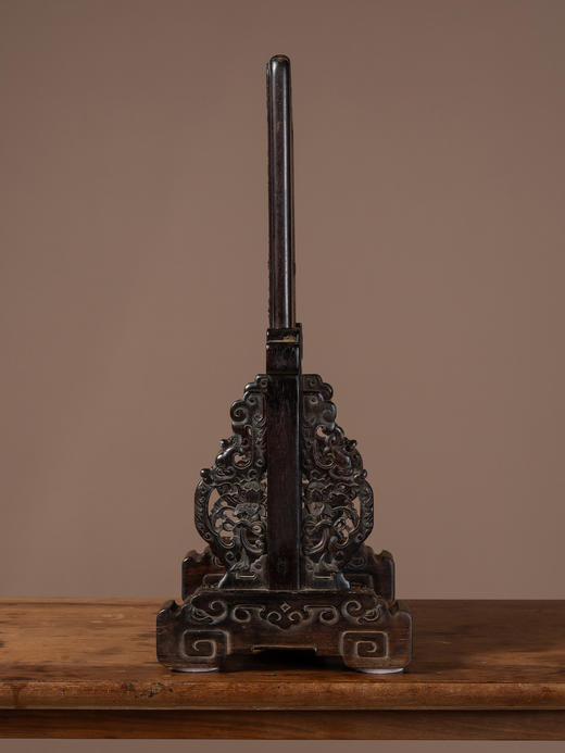 清中期	红木满工雕携琴访友山水人物插屏 商品图4