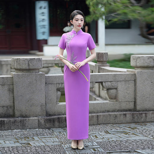 改良优雅旗袍2025年新款紫色气质休闲长款年轻款旗袍裙修身立领女 商品图1