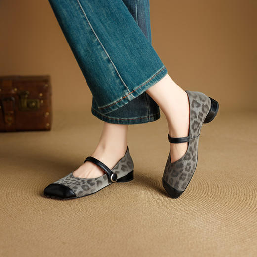 【预售5天】豹纹浅口单鞋女新款法式晚风气质平底玛丽珍豆豆鞋NJMK&K1712 商品图2