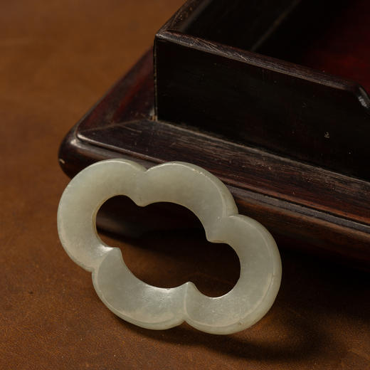 清	玉雕海棠形佩 商品图2