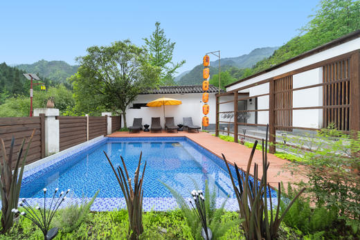 【德阳什邡-375号院】9房温泉私汤/泳池小院，可单房预定，红峡谷避暑、临溪玩水，秋赏枫叶，冬季赏雪，登山徒步红枫岭！zyhx 商品图1