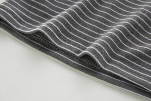 拉比童衣-3自然半高领i5上衣深灰LYDC10030194 商品图6