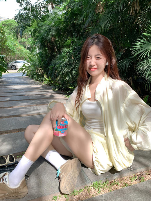 <曾小咸推荐>现货秒杀！卖完不补 ！微信打折价！度假穿搭轻薄防晒上衣 日常179.99 立减 秒杀89.99！短裤日常119.99 立减60 秒杀59.99！ 商品图7