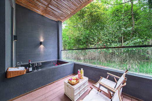 【德阳什邡-375号院】9房温泉私汤/泳池小院，可单房预定，红峡谷避暑、临溪玩水，秋赏枫叶，冬季赏雪，登山徒步红枫岭！zyhx 商品图9